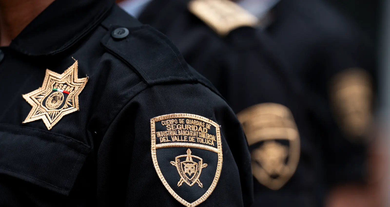 Personal de seguridad CUSAEM
